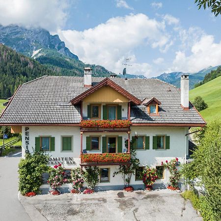 Gasthof Albergo Dolomiten براييز  المظهر الخارجي الصورة