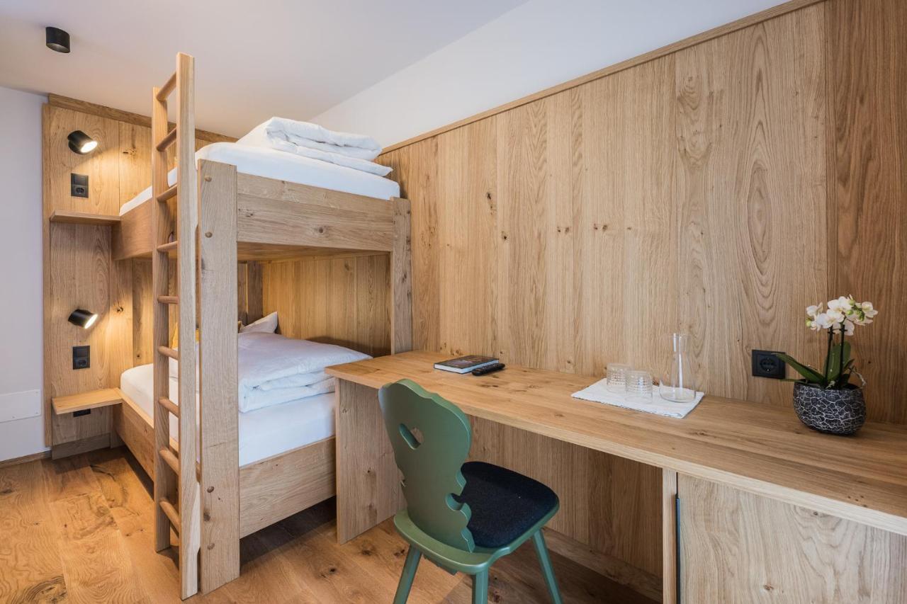 Gasthof Albergo Dolomiten براييز  المظهر الخارجي الصورة
