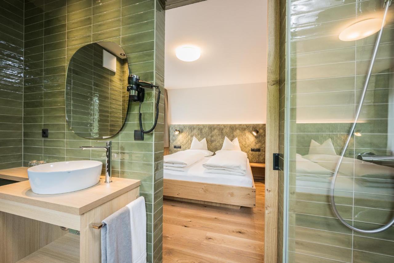 Gasthof Albergo Dolomiten براييز  المظهر الخارجي الصورة