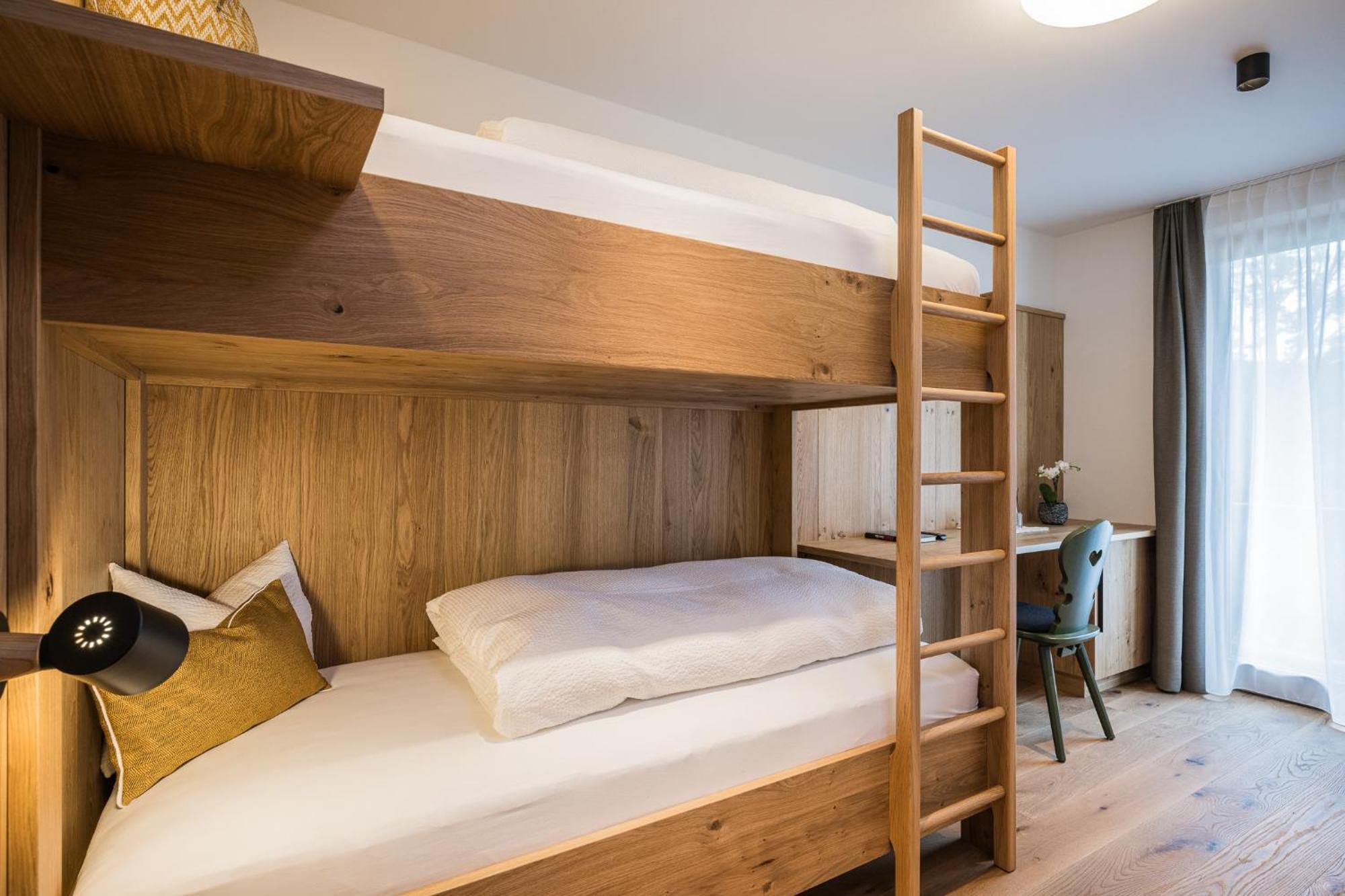 Gasthof Albergo Dolomiten براييز  المظهر الخارجي الصورة